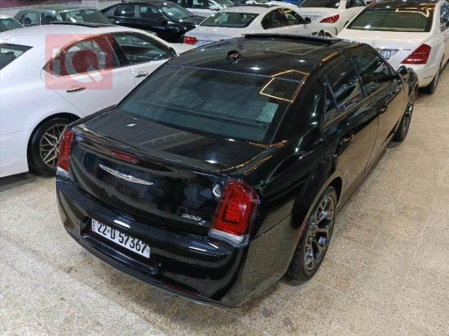 كرايسلر 300